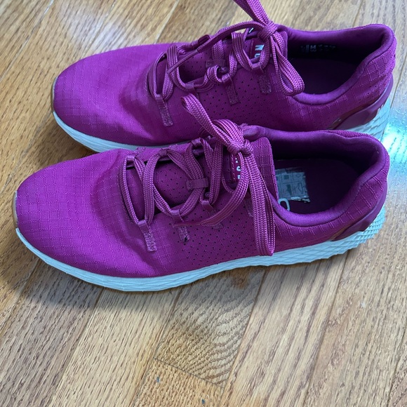 NOBULL  RUNNING SHOES RIPSTOP RUNNER Womens 8.5 RASPBERRY - Picture 4 of 5